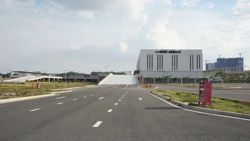 ben-xe-mien-dong-moi-1