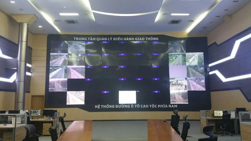 trung-tam-giam-sat-cao-toc-TP.HCM-Trung-Luong