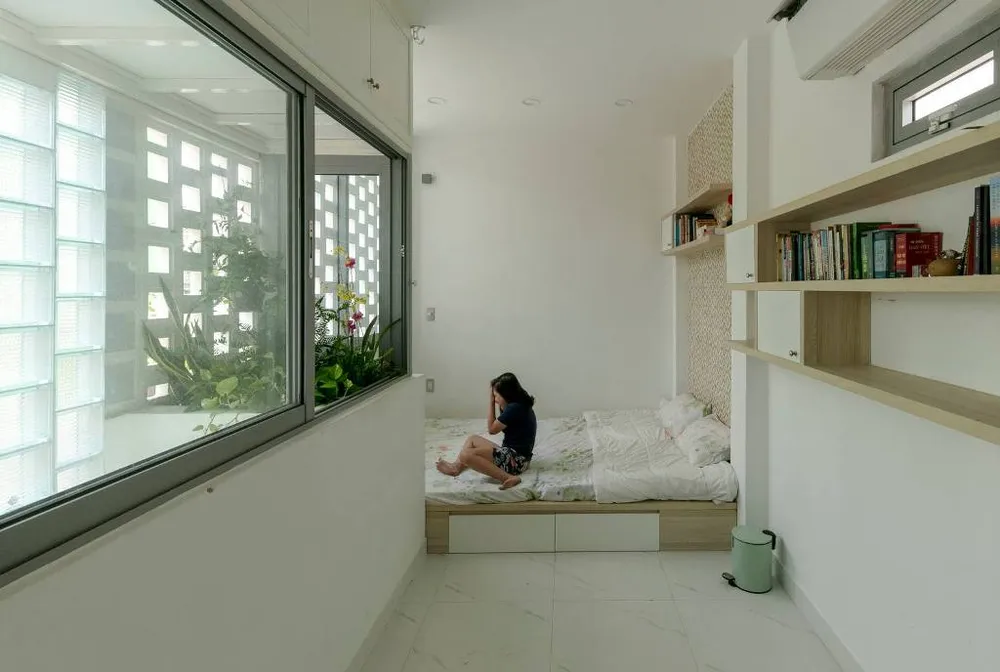 giai-phap-cho-nha-chieu-ngang-nho-11