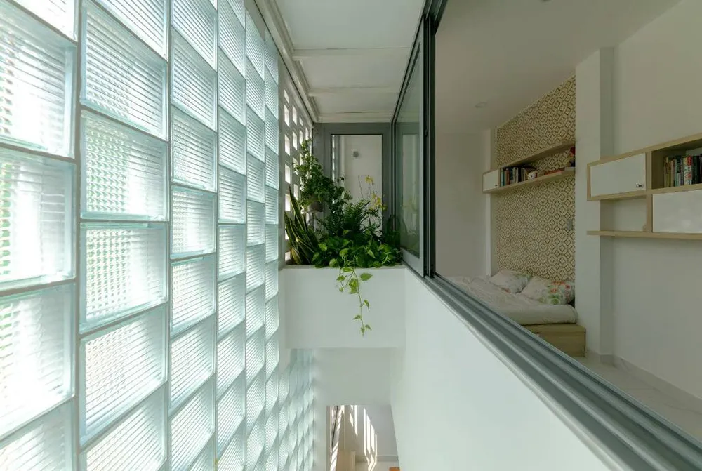 giai-phap-cho-nha-chieu-ngang-nho-8