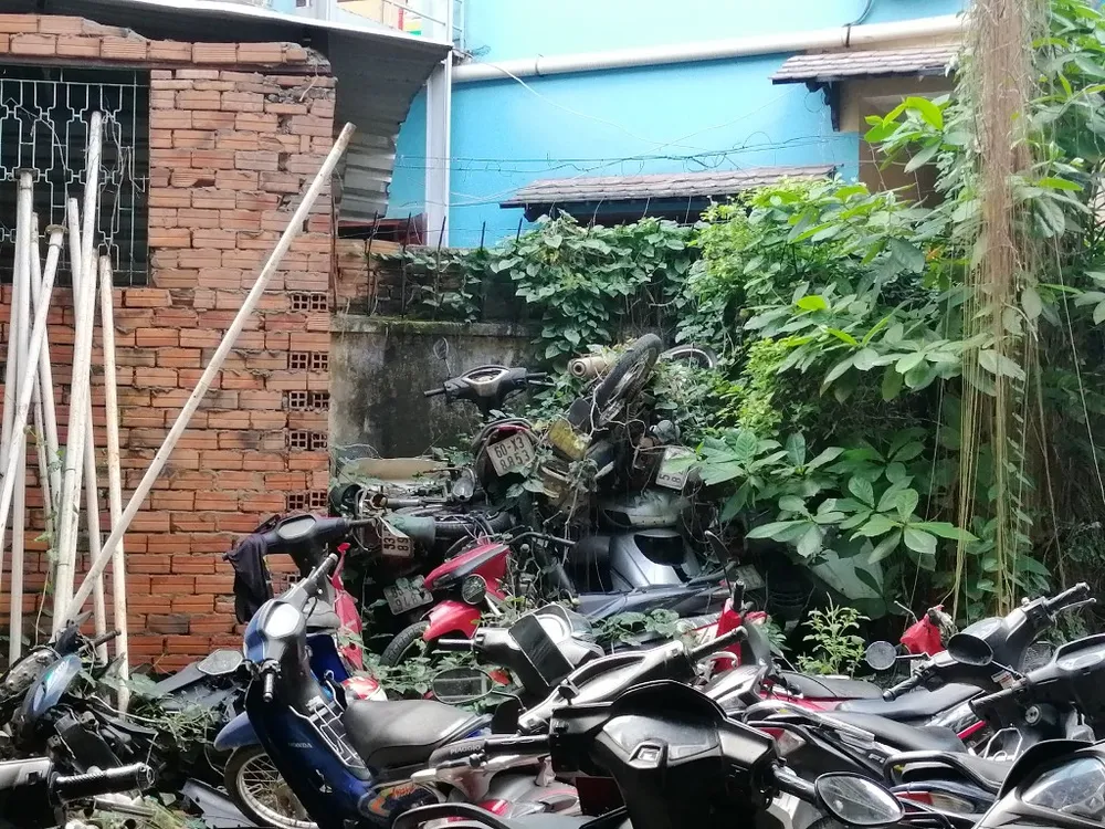 xe-may-vo-chu-o-ben-xe-3