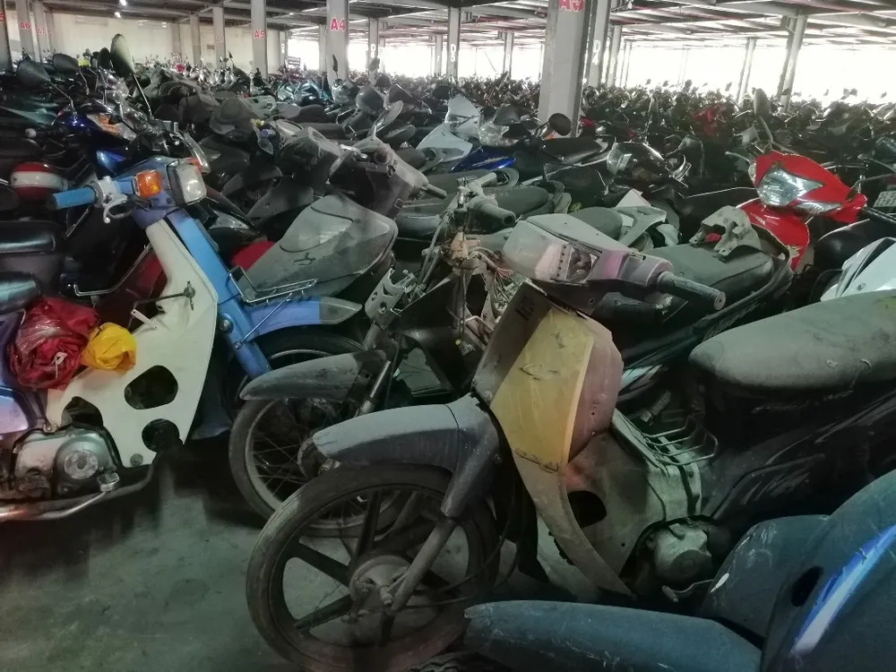 xe-may-vo-chu-o-ben-xe-7