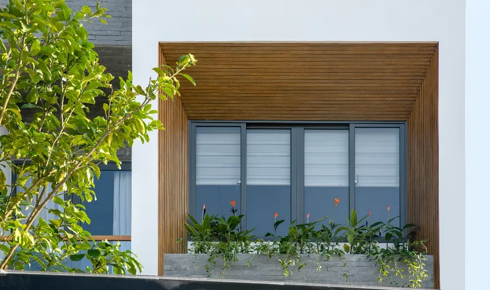 nha-pho-co-gieng-troi-14