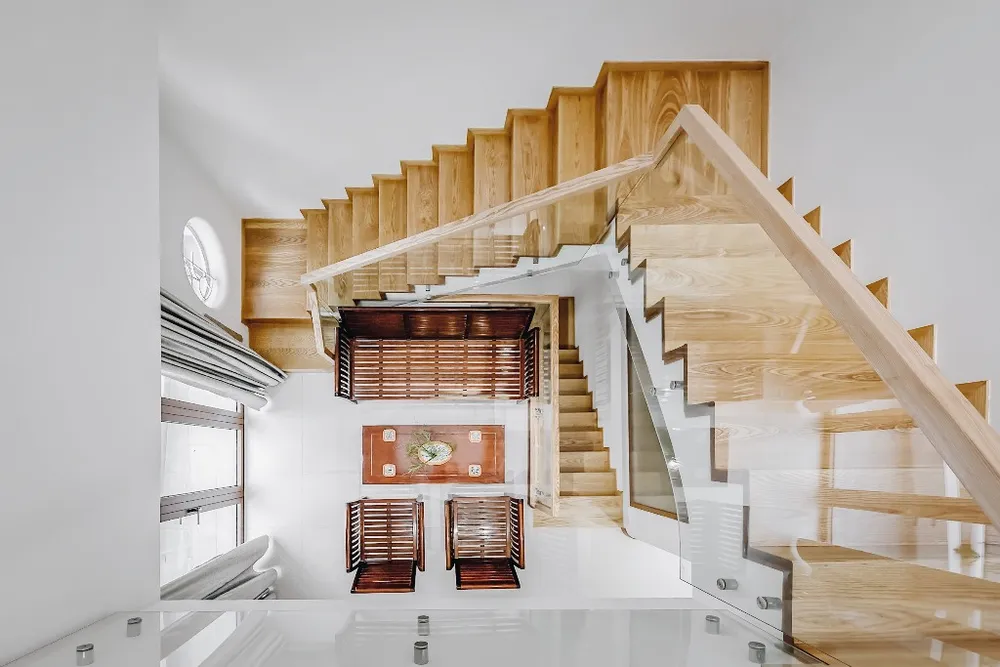 cont-trai-kien-truc-su-xay-nha-tang-cha-mẹ-11