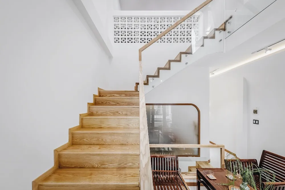 cont-trai-kien-truc-su-xay-nha-tang-cha-mẹ-12