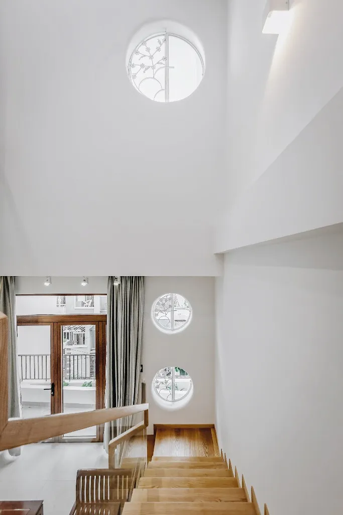 cont-trai-kien-truc-su-xay-nha-tang-cha-mẹ-9