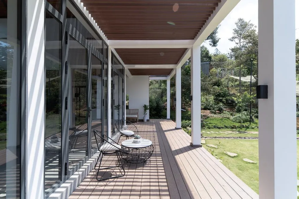 tranh-nang-huong-tay-sau-nha-14