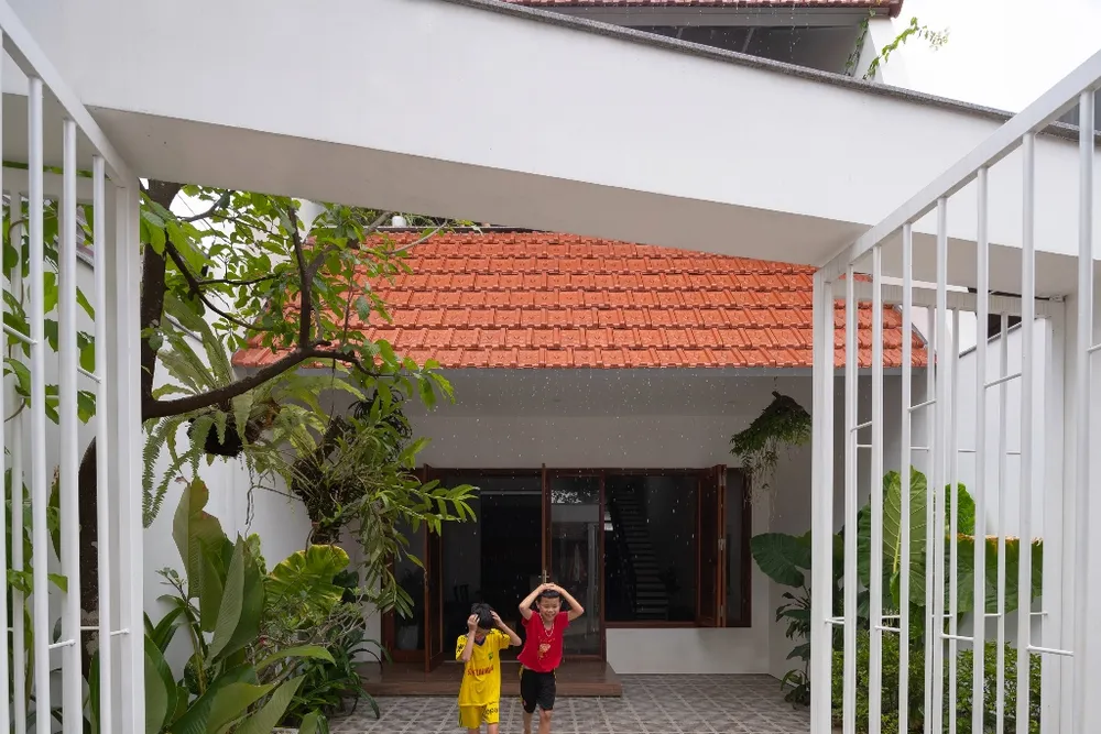 ngoi-nha-ngoi-co-ba-mai-truot-7