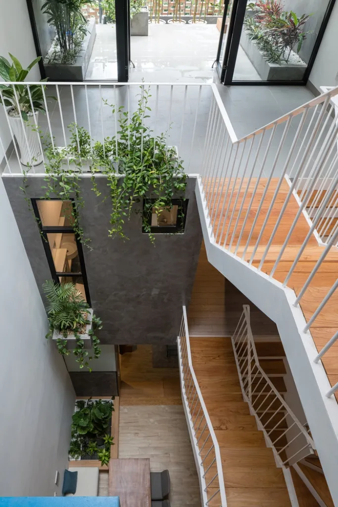 ngoi-nha-chong-nang-huong-tay-11