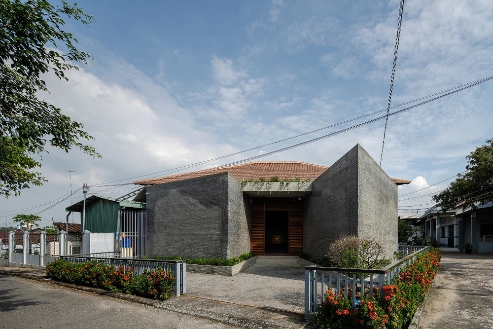 cong-trinh-he-mai-ngoi-co-2