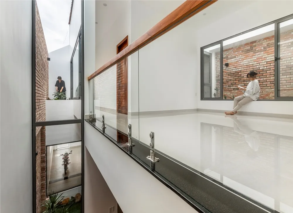 ngoi-nha-lay-y-tuong-tu-nha-rong-16