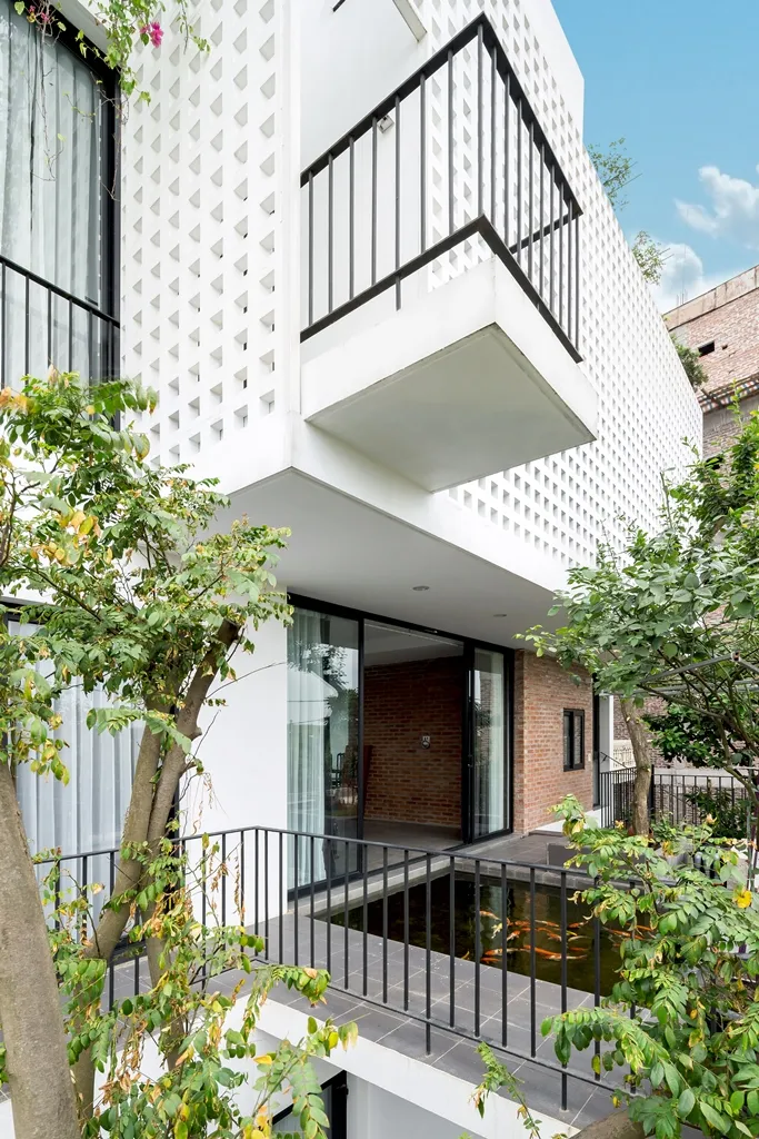 ngoi-nha-ben-trien-de-8