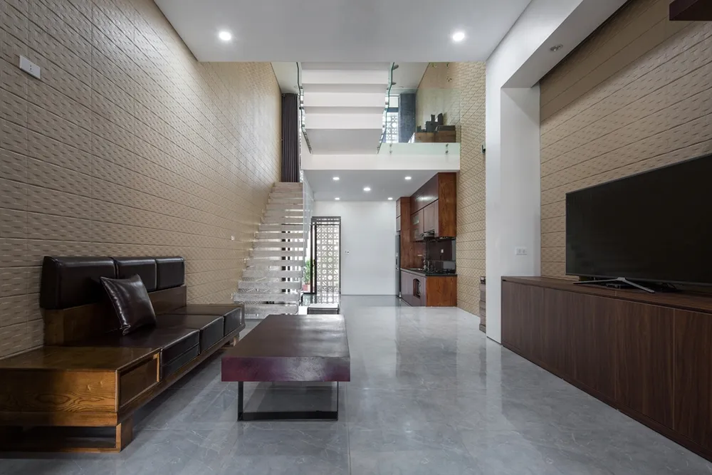 ngoi--nha-co-bon-hoa-o-mat-tien-9