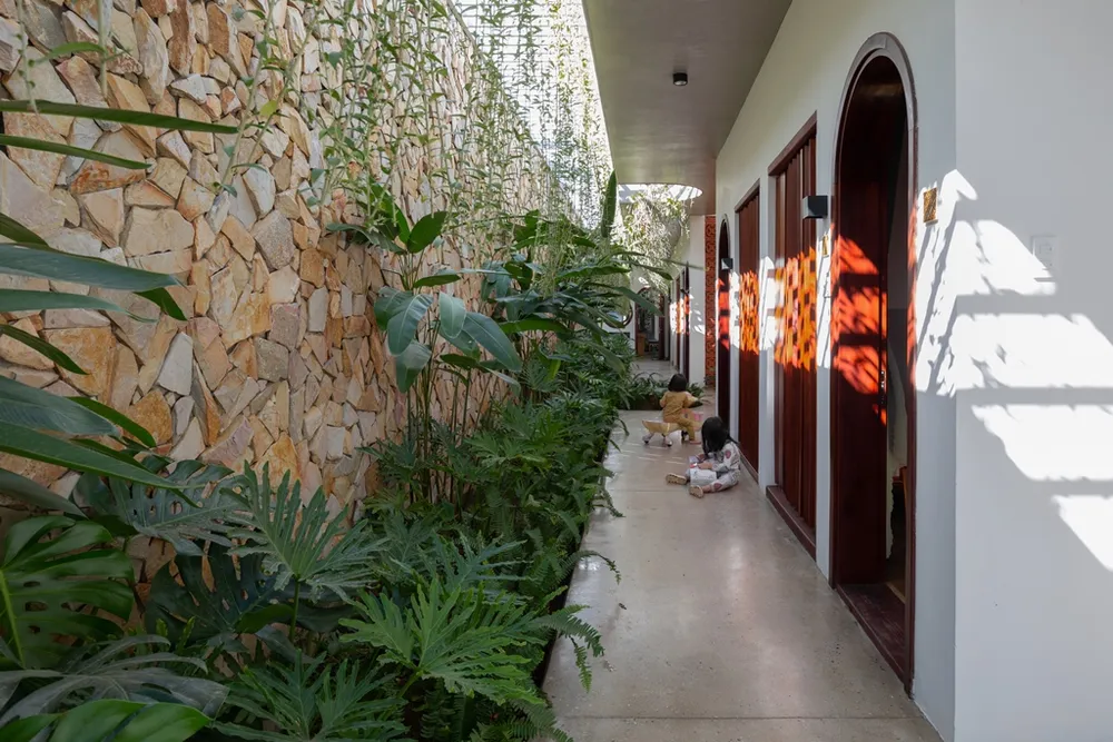 ngoi-nha-mang-ban-sac-cao-nguyên-16