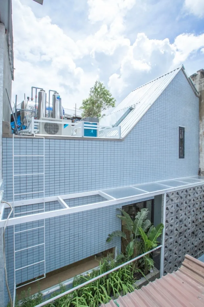 Ngôi nhà ghi điểm với không gian ấm cúng trong con hẻm ở Sài Gòn ảnh 2 ngoi-nha-sau-sua-chua-3