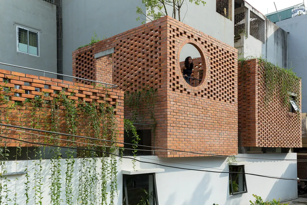 ngoi-nha-muon-nang-lay-gio-3