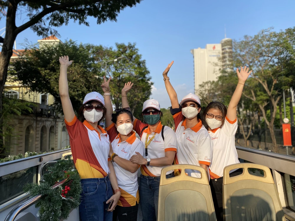 tour-du-lich-tre-em-mo-coi-8