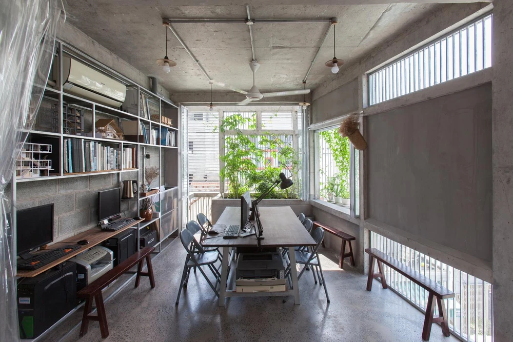 Không gian làm việc hài hòa với thiên nhiên.