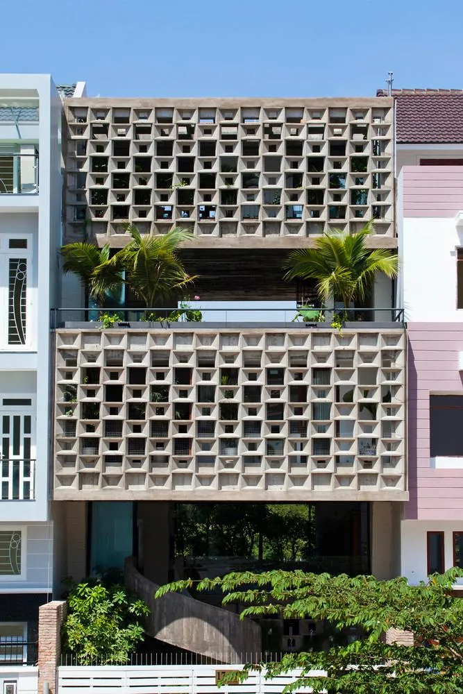 Tọa lạc tại trung tâm TP.HCM, Bình Thạnh House được thiết kế cho hai gia đình.