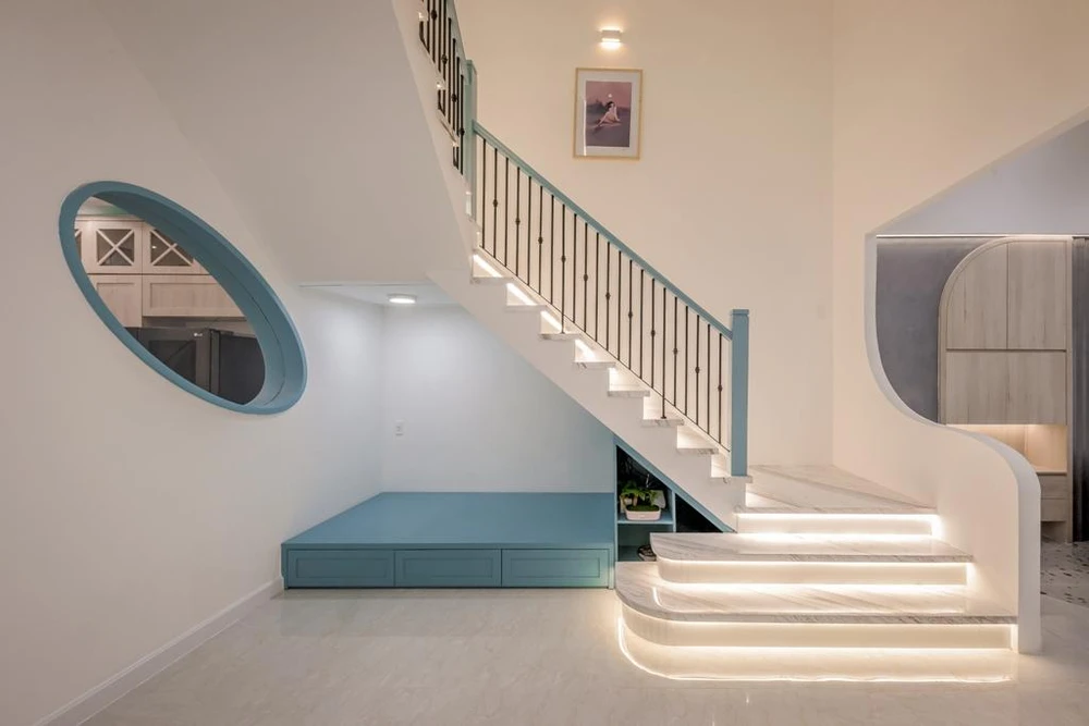 Gia chủ có thể để đồ đạc hoặc trang trí thêm để trở thành một không gian thư giãn nho nhỏ