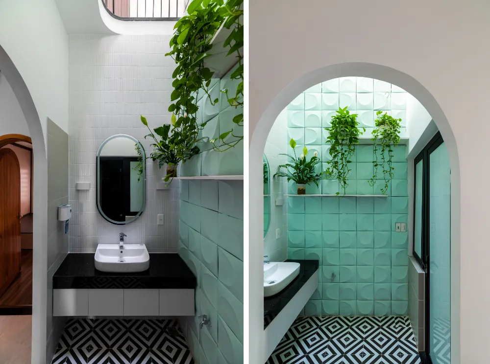 Khu vệ sinh thiết kế gọn gàng, sạch thoáng.