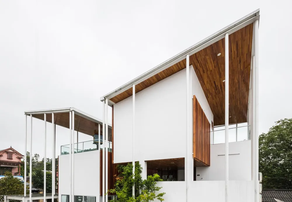 Chủ nhà muốn sống trong một ngôi nhà giúp tăng cường kết nối gia đình cũng như liên kết với các khu vườn xung quanh.