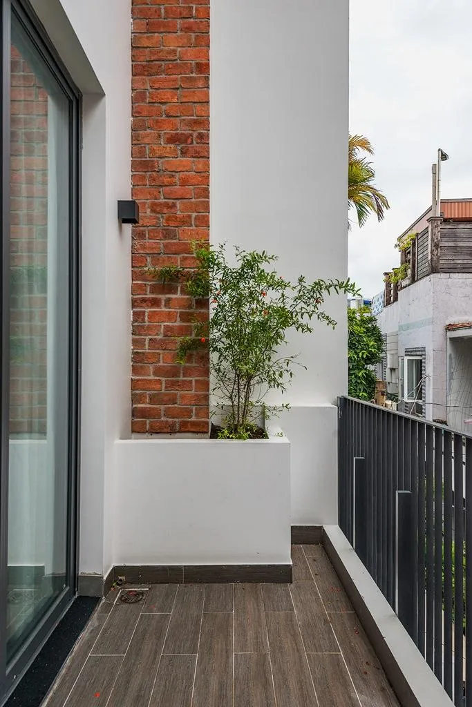 Lan can phòng ngủ.