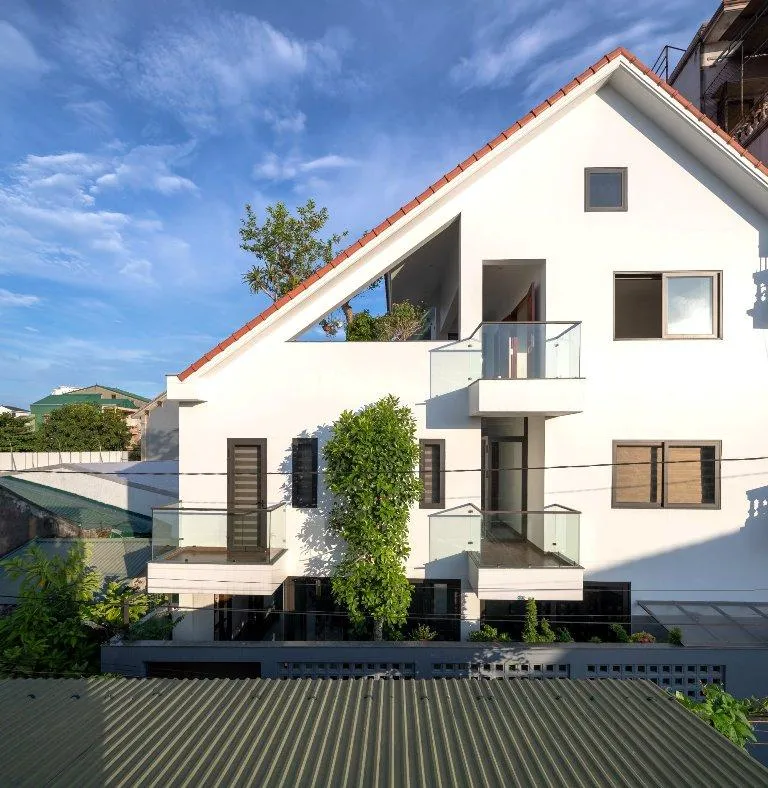 A.House thiết kế bởi kiến trúc sư Nguyễn Khắc Phước (Nguyen Khac Phuoc Architects).