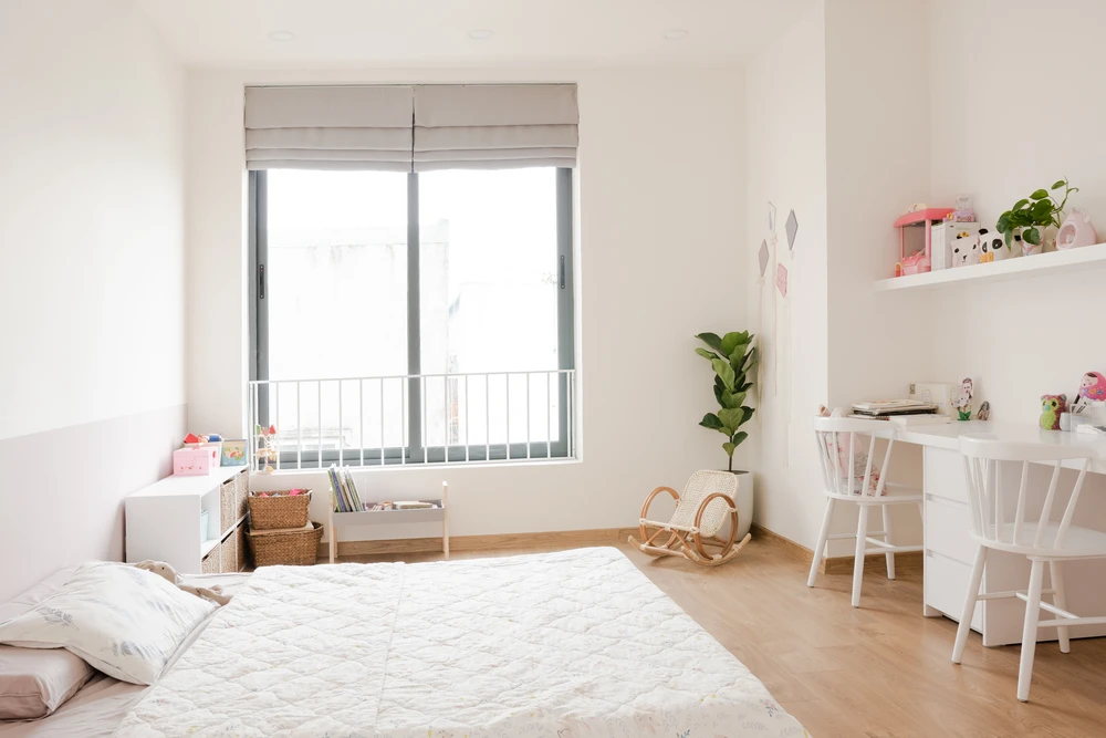 Không gian riêng tư của các thành viên tràn ngập ánh sáng.