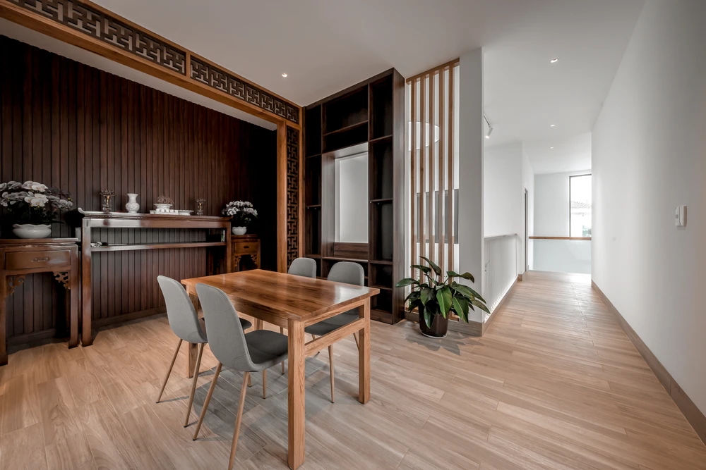 Không gian thờ ở tầng trên cùng.