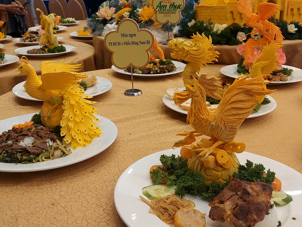 Món ngon TP.HCM và miền Đông Nam Bộ.