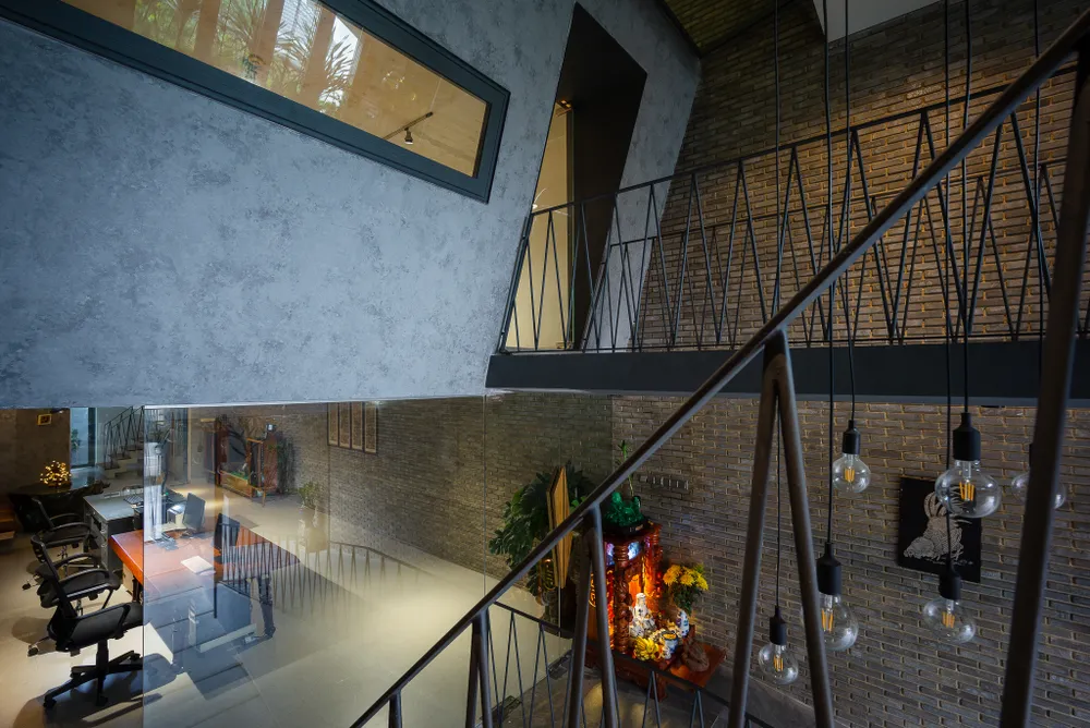 Với mặt tiền chính là hướng Nam khiến cho công trình luôn được mát mẻ.