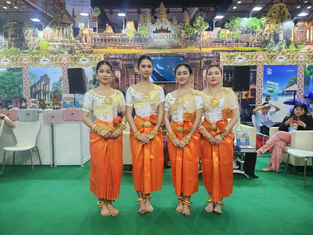 Nhiều nước tham gia các gian hàng hội chợ Nhiều nước tham gia các gian hàng hội chợ