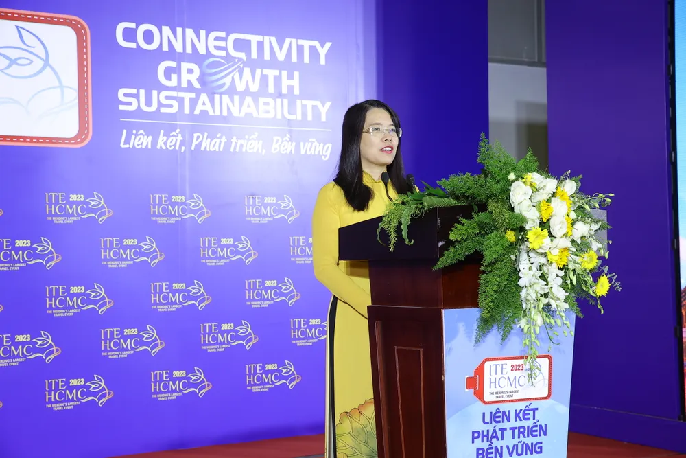 Bà Nguyễn Thị Ánh Hoa, Giám đốc Sở Du lịch TP.HCM phát biểu.