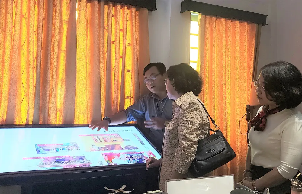 Sở Du lịch tiếp tục xây dựng Booth tra cứu thông tin du lịch và tham quan thực tế ảo. Ảnh: TT. du-lịch.jpg
