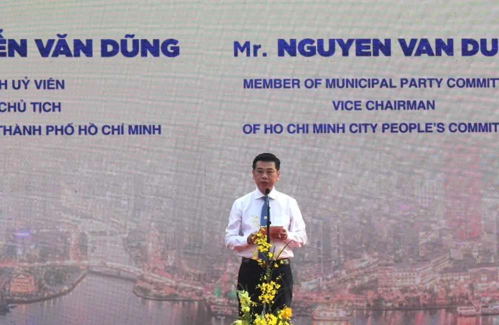 Ông Nguyễn Văn Dũng, Phó Chủ tịch UBND TP.HCM phát biểu tại lễ phát động. Tuan-le-du-lich.jpg