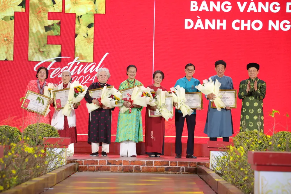 le-hoi-tet-viet-1 (2).JPG