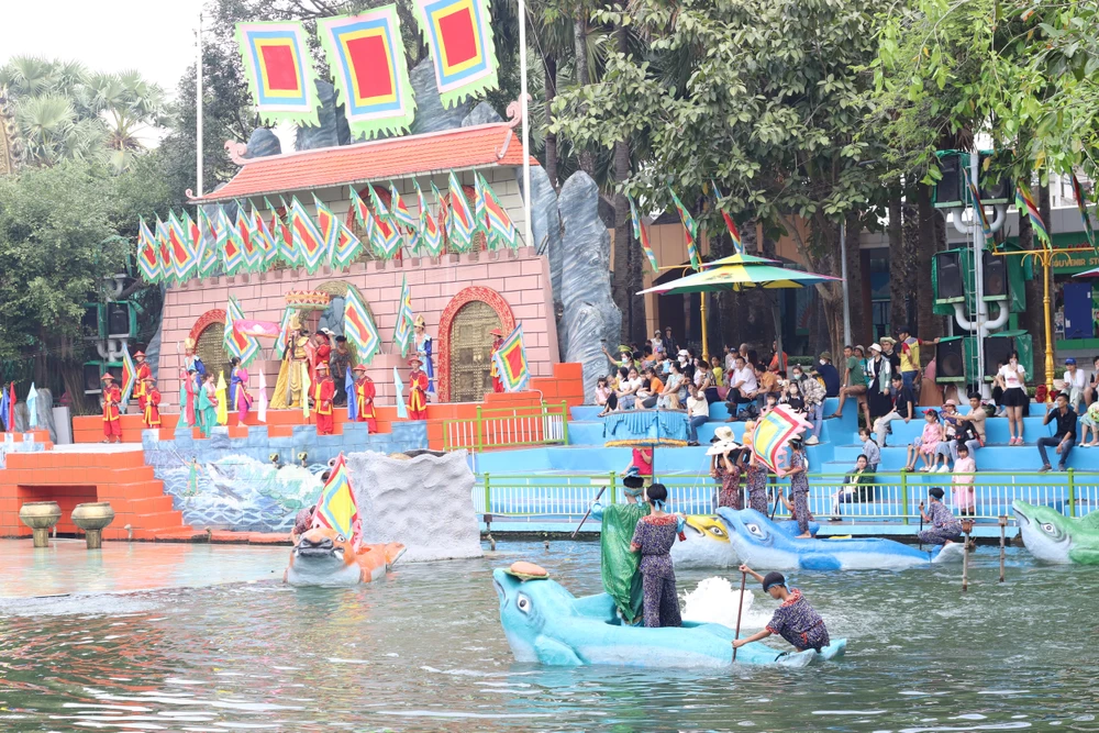 Một số khu điểm du lịch ở TP.HCM tung chương trình ưu đãi cho du khách dịp tết Nguyên đán 2024.