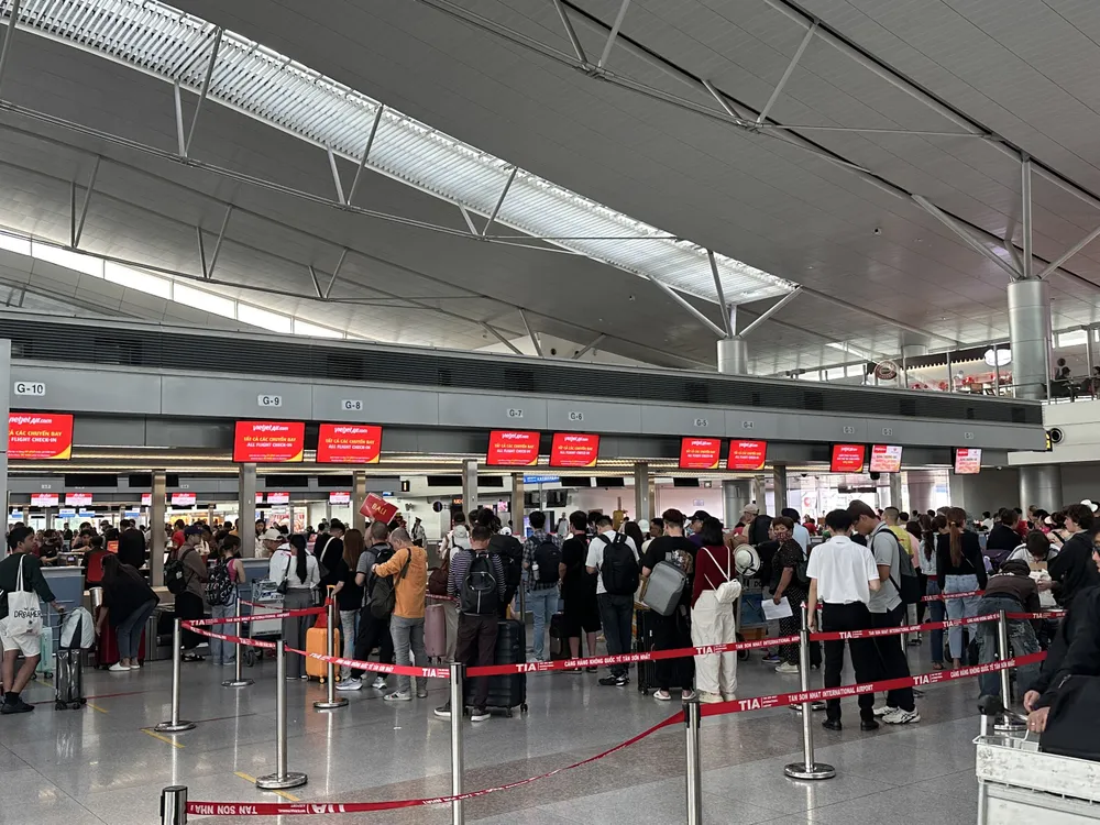 san-bay-tan-son-nhat-5.jpg