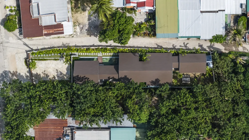 Ngôi nhà thiết kế lấy từ ý tưởng núi Ngũ Hành ngoi-nha-3.jpg