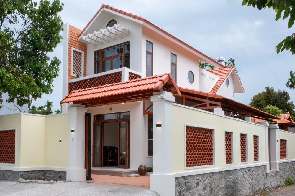 Dâu house có diện tích 67,2 m 2 tại TP Thuận An, tỉnh Bình Dương. ngoi-nha-hien-dai-1.jpg