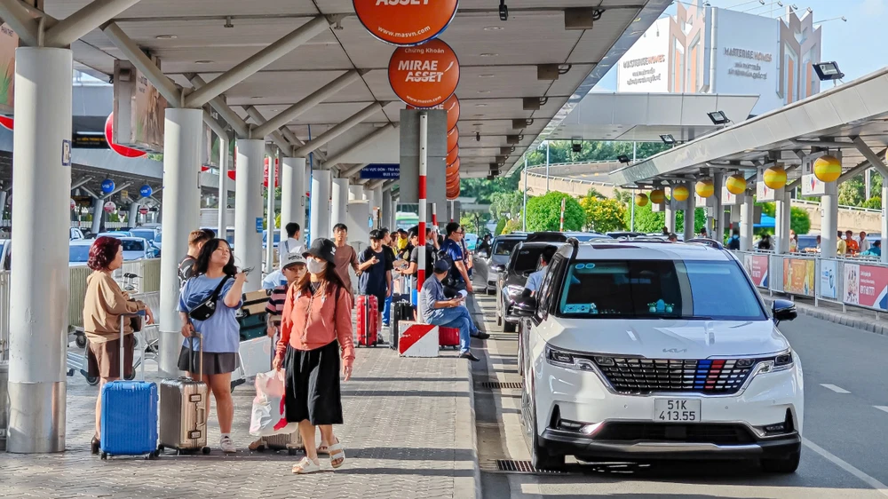 Kết quả xếp hạng thấp của sân bay Tân Sơn Nhất phản ánh rõ về tỉ lệ chuyến bay đúng giờ. Ảnh: TT.