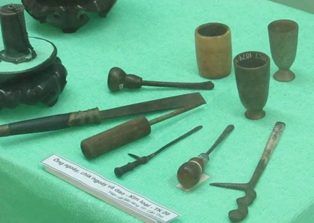 Choáng với bộ đồ dùng… ăn trầu! ảnh 3