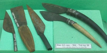 Choáng với bộ đồ dùng… ăn trầu! ảnh 4