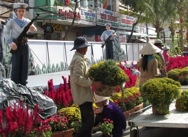 Đường hoa TP Cần Thơ năm nay có gì hay, lạ? ảnh 5 Đường hoa TP Cần Thơ năm nay có gì hay, lạ? ảnh 5