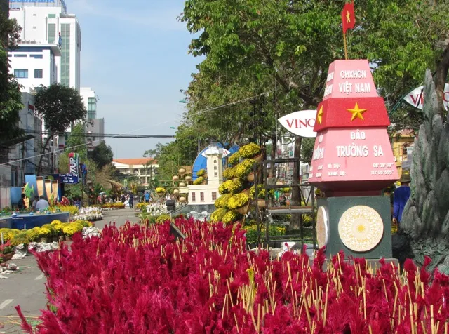 Đường hoa TP Cần Thơ năm nay có gì hay, lạ? ảnh 3 Đường hoa TP Cần Thơ năm nay có gì hay, lạ? ảnh 3