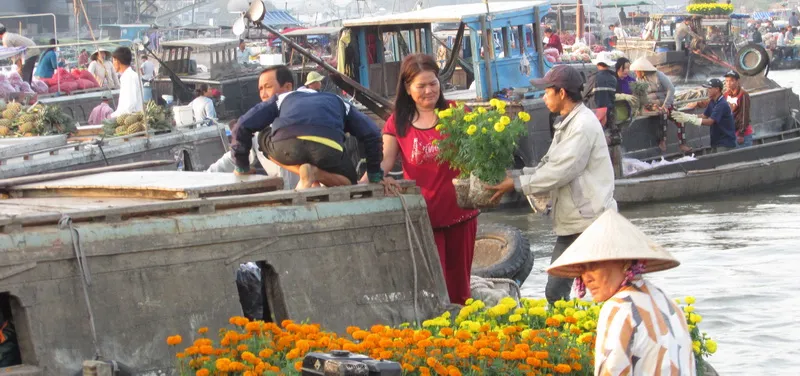 Tết đến với thương hồ chợ nổi Cái Răng ảnh 6 Tết đến với thương hồ chợ nổi Cái Răng ảnh 6