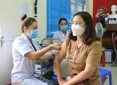 Tiêm vaccine phòng COVID-19 cho người dân Côn Đảo