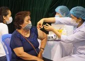 Hải Phòng: Người dân sẽ được tiêm đủ 2 mũi vaccine COVID-19 trước 25-12