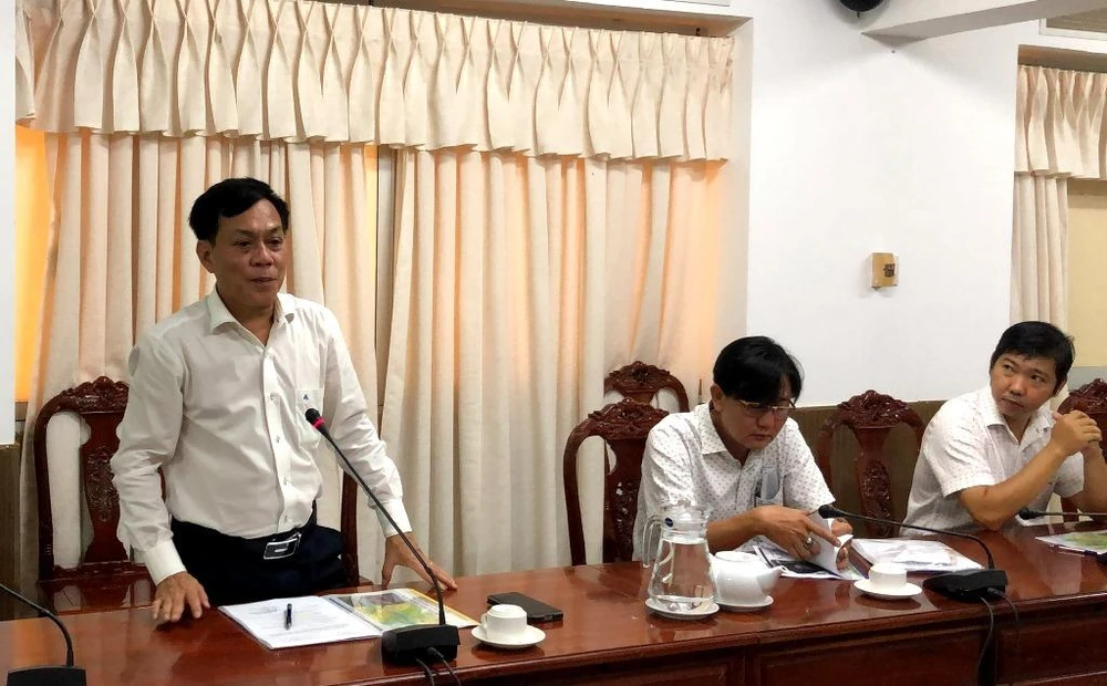 Phó Chủ tịch UBND TP Cần Thơ Nguyễn Ngọc Hè phát biểu tại cuộc họp. Ảnh: NHẪN NAM